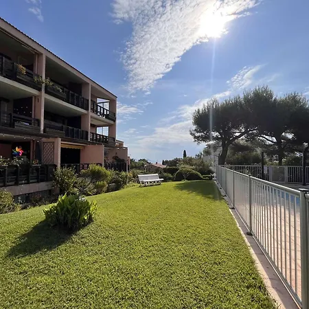 Apartment Calme Avec Piscine, Parking Prive, Et Acces Proche A La - 4 Couchages - Fr-1-226a-125 *